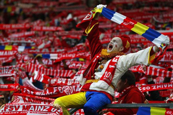 Giá vé ở Bundesliga Giá vé ở Bundesliga